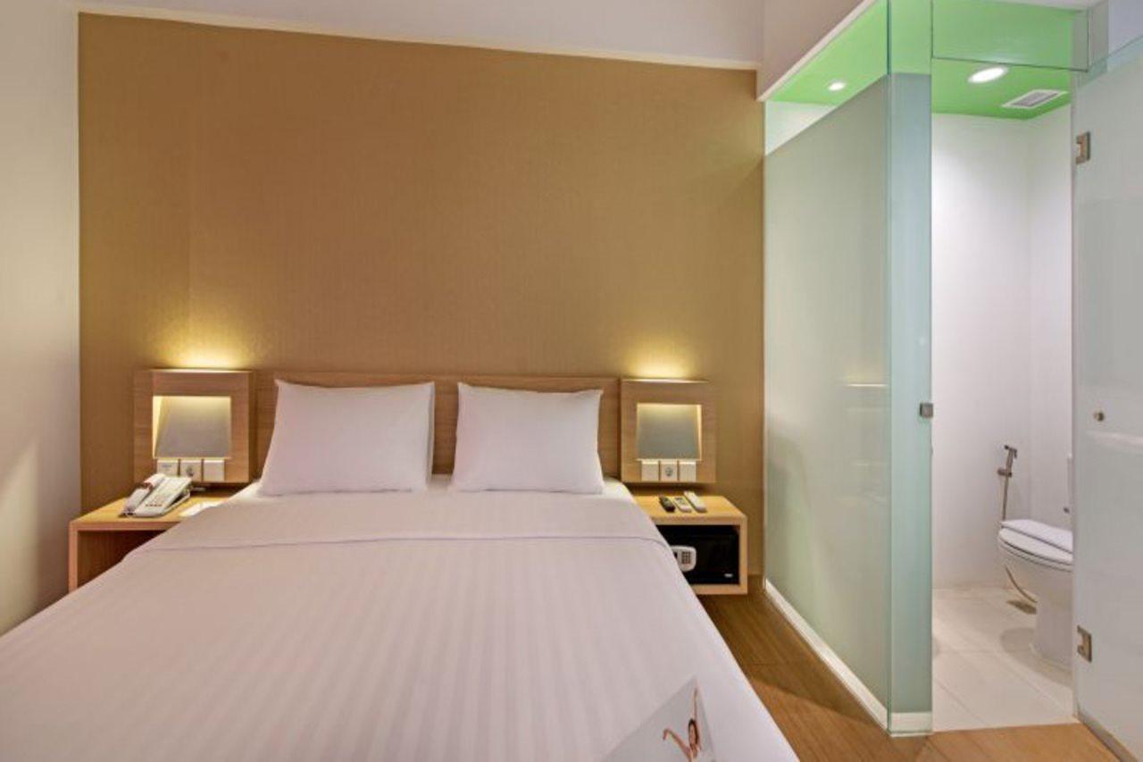 Whiz Prime Hotel Megamas Manado Eksteriør billede